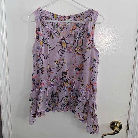 Bar III Tops - BarIII Sleeveless Floral Blouse